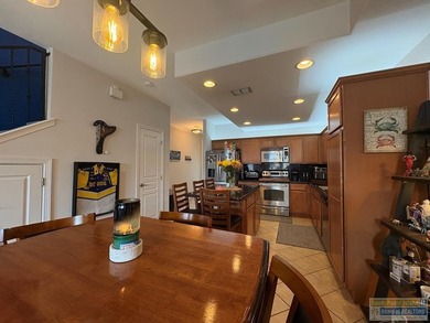Great channel front home & neighborhood location with boat lift - photo 10