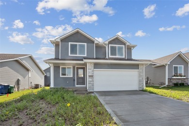 Saylorville Lake Home Sale Pending in Ankeny Iowa