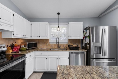 Beautiful all-brick home offering 3 bedrooms, 2 bathrooms, and a - photo 14