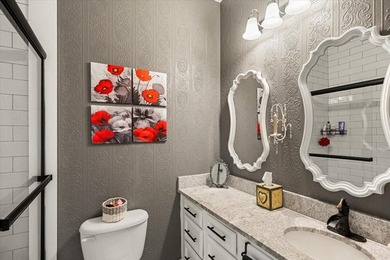 Beautifully updated townhome in the heart of Freeport. This - photo 21