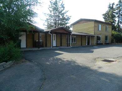 Upper Klamath Lake Commercial For Sale in Klamath Falls Oregon