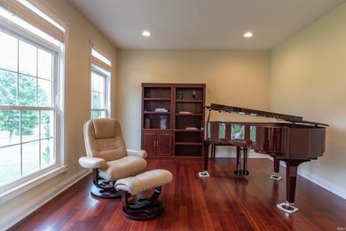 This beautiful Amber Ridge custom brick home on Bloomington's - photo 5