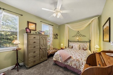 Beautifully updated townhome in the heart of Freeport. This - photo 25
