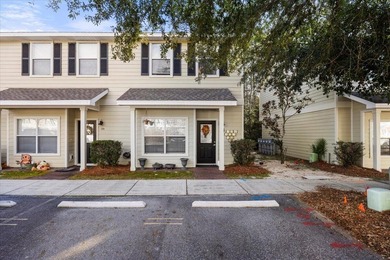 Beautifully updated townhome in the heart of Freeport. This - photo 28