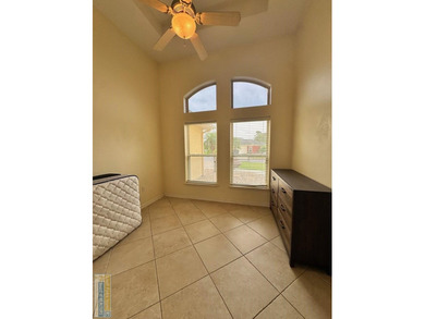 Welcome to this nicely maintained 2,000+ sq ft home offering the - photo 5