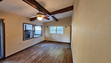 Embrace the coastal lifestyle with this charming fixer-upper - photo 7