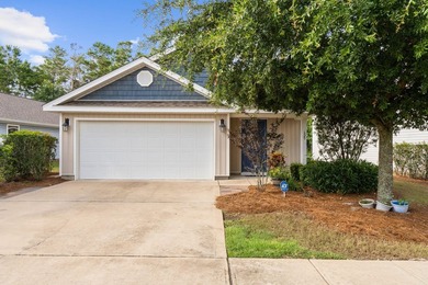 Charming Cottage in Highly Sought-After Hammock Bay! Perfect for - photo 1