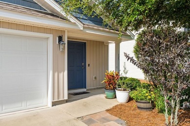 Charming Cottage in Highly Sought-After Hammock Bay! Perfect for - photo 3