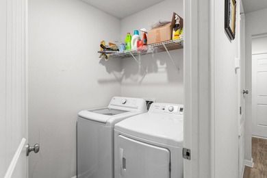 Charming Cottage in Highly Sought-After Hammock Bay! Perfect for - photo 6