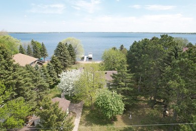 Wake up to breathtaking views of Dead Lake and spend your days - photo 23
