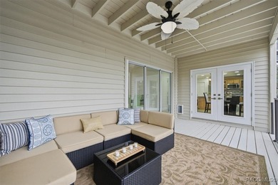 A sense of calm and refinement defines this exceptional - photo 27