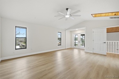 A sense of calm and refinement defines this exceptional - photo 37
