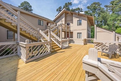 Prime Location! Move in ready & pristine 2-bedroom, 2-bathroom - photo 38