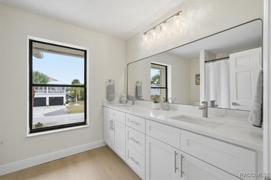 A sense of calm and refinement defines this exceptional - photo 41