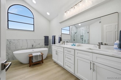 A sense of calm and refinement defines this exceptional - photo 42