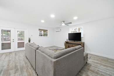 A sense of calm and refinement defines this exceptional - photo 55