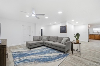 A sense of calm and refinement defines this exceptional - photo 58