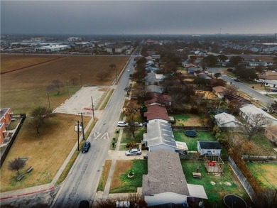Charming mid-century home in the heart of Corpus Christi's - photo 14
