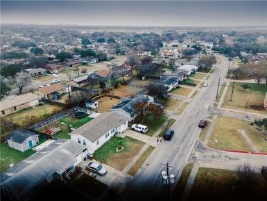 Charming mid-century home in the heart of Corpus Christi's - photo 15