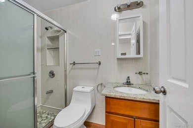 Prime mixed-use investment opportunity located on busy 7th - photo 15