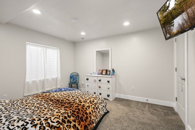Welcome home to this beautiful Stansbury Park property where - photo 20
