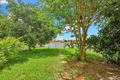 Welcome to your lakefront oasis in the Briar Bay Community! This - photo 29