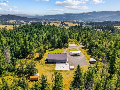 Escape to your own private, nearly 30-acre retreat just outside - photo 32