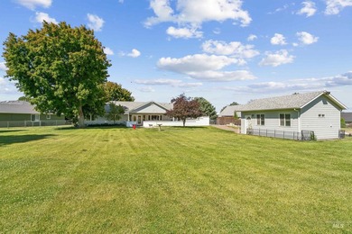 Tucked away in a peaceful country setting on 1.09 acres, you'll - photo 33