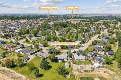 Tucked away in a peaceful country setting on 1.09 acres, you'll - photo 45