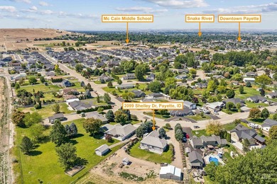 Tucked away in a peaceful country setting on 1.09 acres, you'll - photo 46