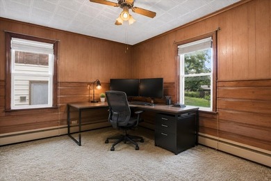 Charming Venetian Village Ranch on Double Lot- Welcome to this - photo 7