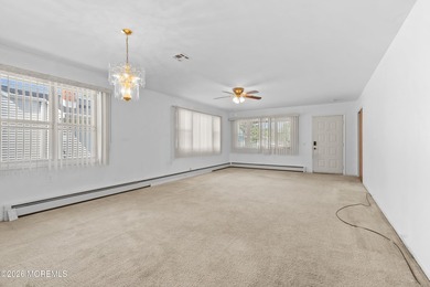 Welcome to 22 Encinitas Drive in the highly desirable Holiday - photo 13
