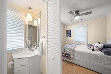 A Rare Stone Harbor Gem - Beach Block Standalone Condo with - photo 15