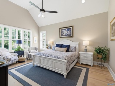 Amazing custom brick 4 bed home in Guntersville City school - photo 17