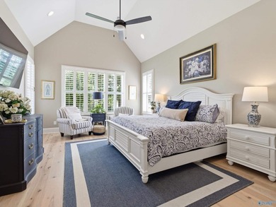 Amazing custom brick 4 bed home in Guntersville City school - photo 19