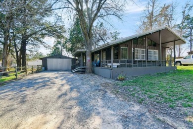Lake Texoma Home For Sale in Gordonville Texas