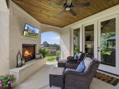 Amazing custom brick 4 bed home in Guntersville City school - photo 41