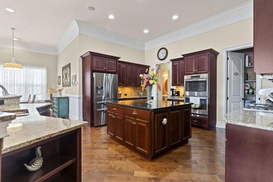 Reduced! Lakefront Mediterranean-style 4BR/3.5BA home with - photo 10
