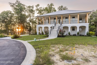 Lake Home For Sale in Castle Hayne, North Carolina
