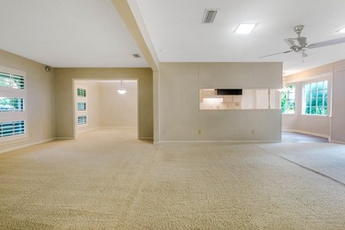 Come see this 2,175 sq ft home with a pool in Fort Walton Beach! - photo 8