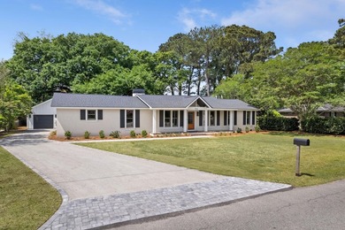 Located in the highly desirable The Groves neighborhood of Mount - photo 1