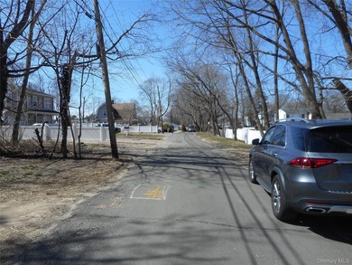 Very Quiet Neighborhood, close to transportations, shopping - photo 1
