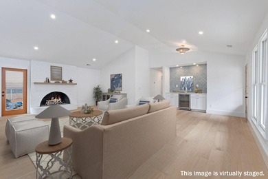 Located in the highly desirable The Groves neighborhood of Mount - photo 6
