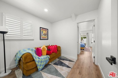 Welcome to 3037 Pacific Avenue, a design-forward Mid-Century - photo 15