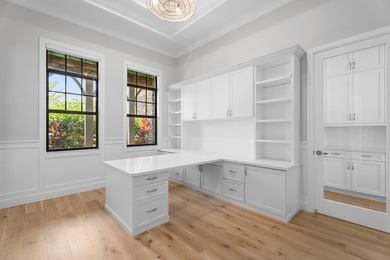 EXTRAORDINARY LUXURY AWAITS - YOUR DREAM HOME IN A GATED - photo 16