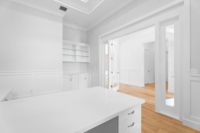 EXTRAORDINARY LUXURY AWAITS - YOUR DREAM HOME IN A GATED - photo 17