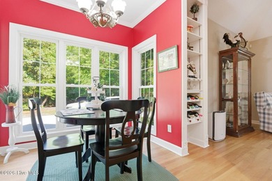 Welcome to 410 Whitebridge Road in Hampstead -- a custom-built - photo 22