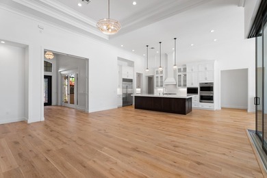 EXTRAORDINARY LUXURY AWAITS - YOUR DREAM HOME IN A GATED - photo 26