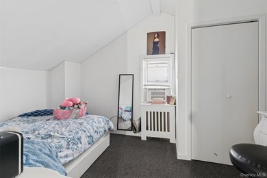 Welcome to 2861 Tilrose Ave in Oceanside, New York-a beautifully - photo 11