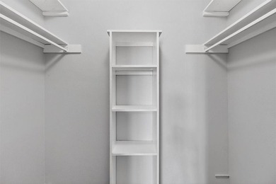 Pretty end unit offering extra privacy. Overlooks the old - photo 21